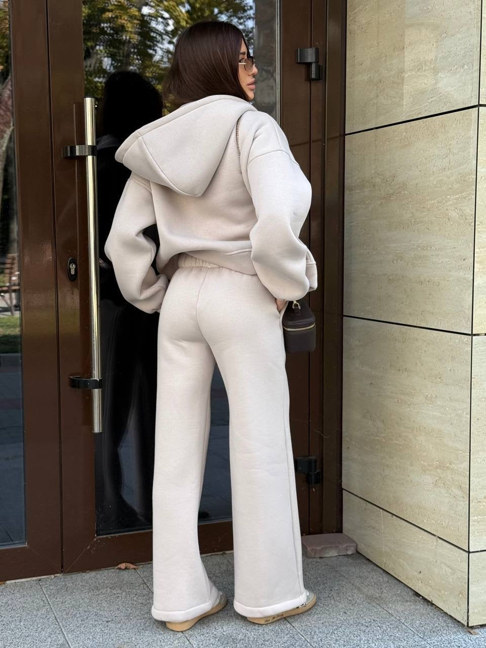 Kreminis zip kostiumas “Cream Urban Zip Set”