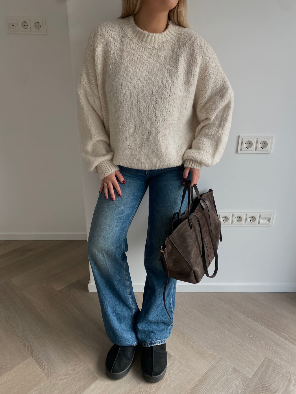 Kreminis megztinis oversize su lanos vilna “Cream Wool Oversize Knit”