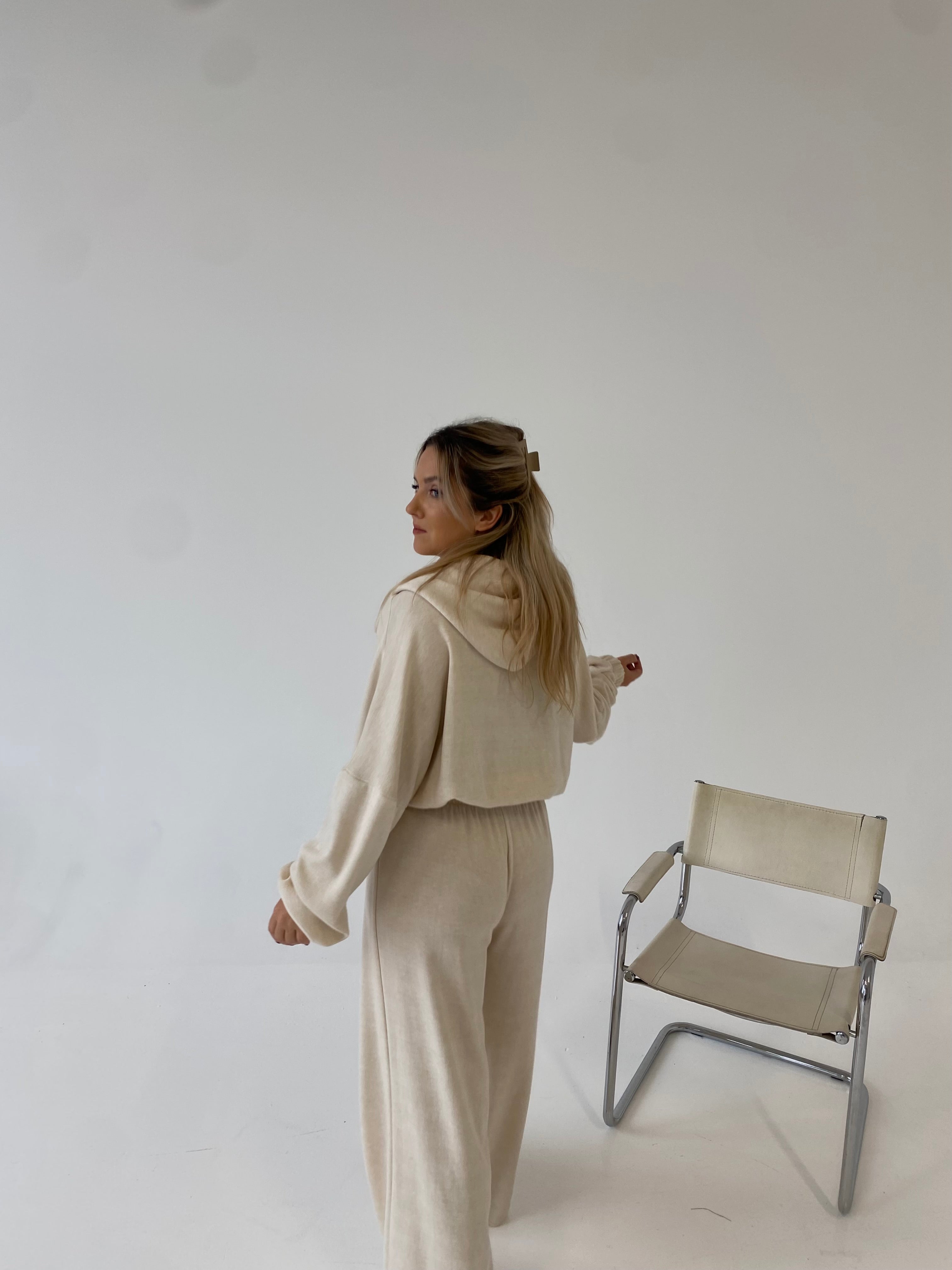 Šiltas megztas laisvalaikio komplektas su vilna “Wool Cozy Cream Set”