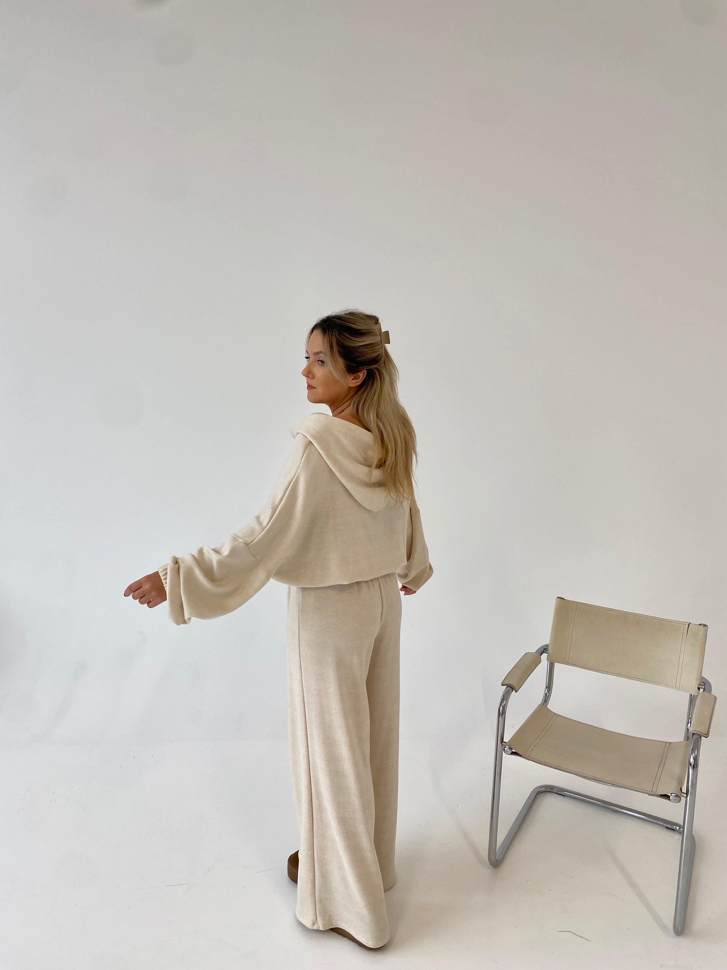 Šiltas megztas laisvalaikio komplektas su vilna “Wool Cozy Cream Set”