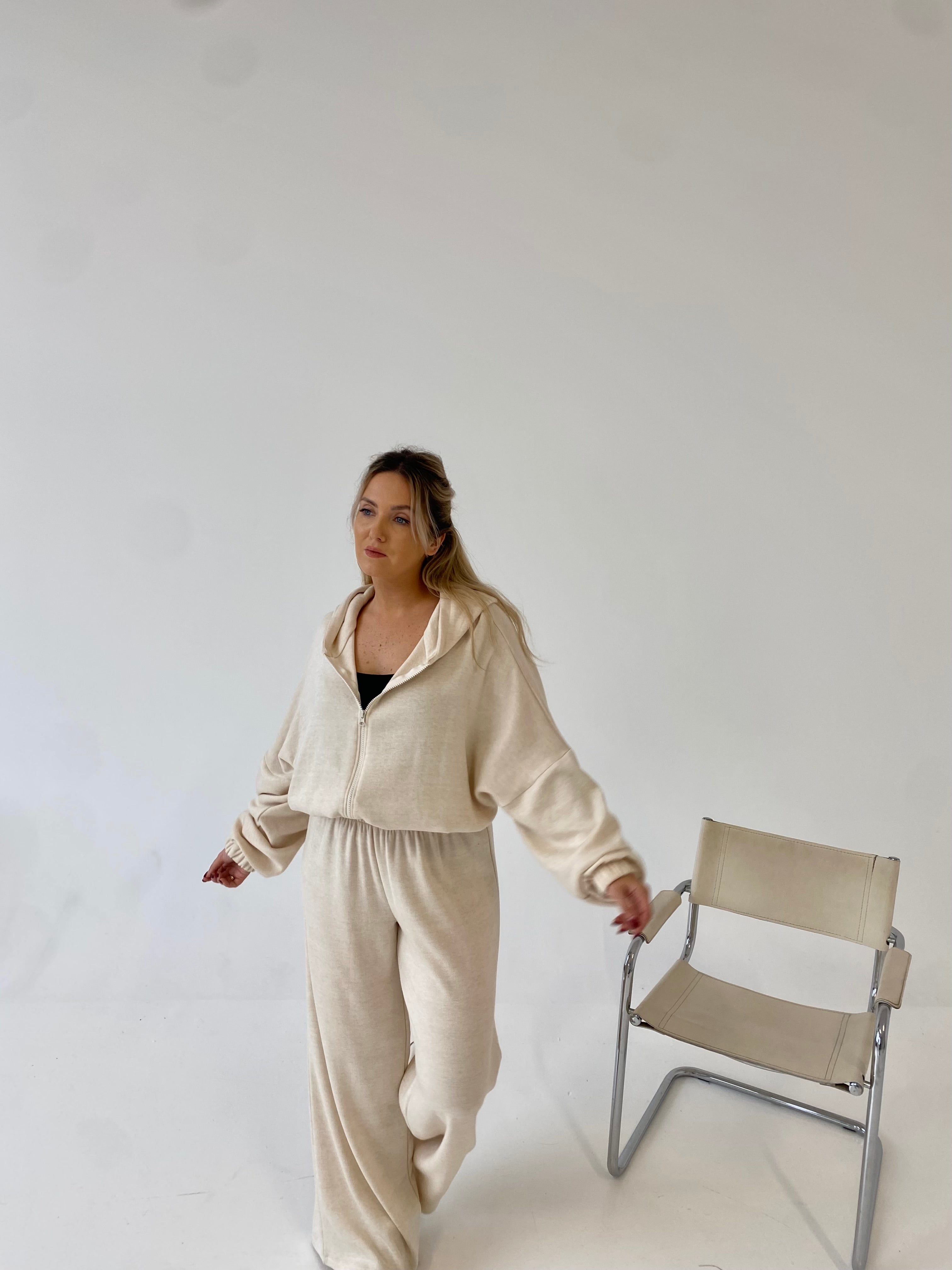 Šiltas megztas laisvalaikio komplektas su vilna “Wool Cozy Cream Set”