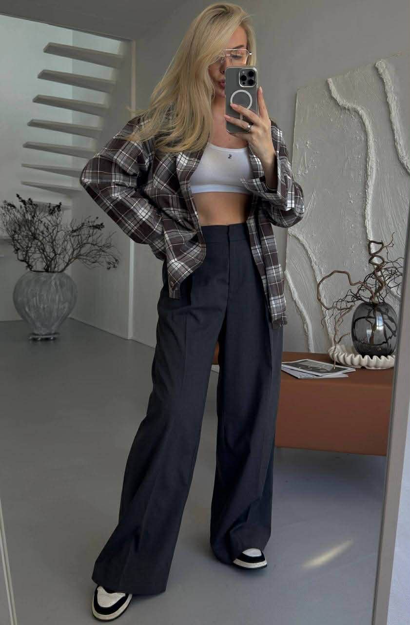 Rudi su baltu oversize languoti marškiniai „Novera Check Shirt“