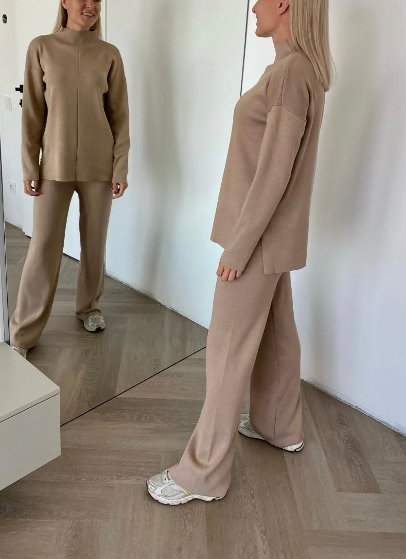 Beige viskozės ir medvilnės kostiumėlis “Beige Soft Blend Set”