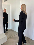 Juodas viskozės ir medvilnės kostiumėlis – “Black Soft Blend Set”