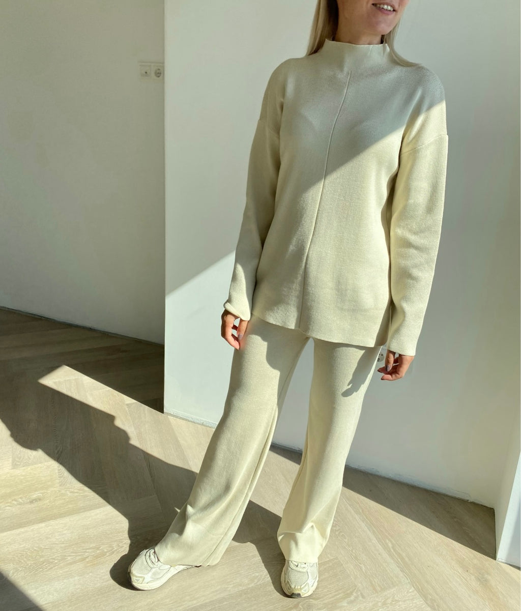 Kreminis viskozės ir medvilnės kostiumėlis “Cream Soft Blend Set”