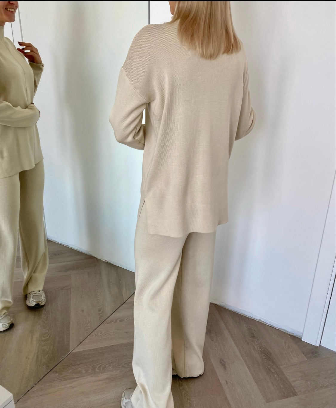 Kreminis viskozės ir medvilnės kostiumėlis “Cream Soft Blend Set”