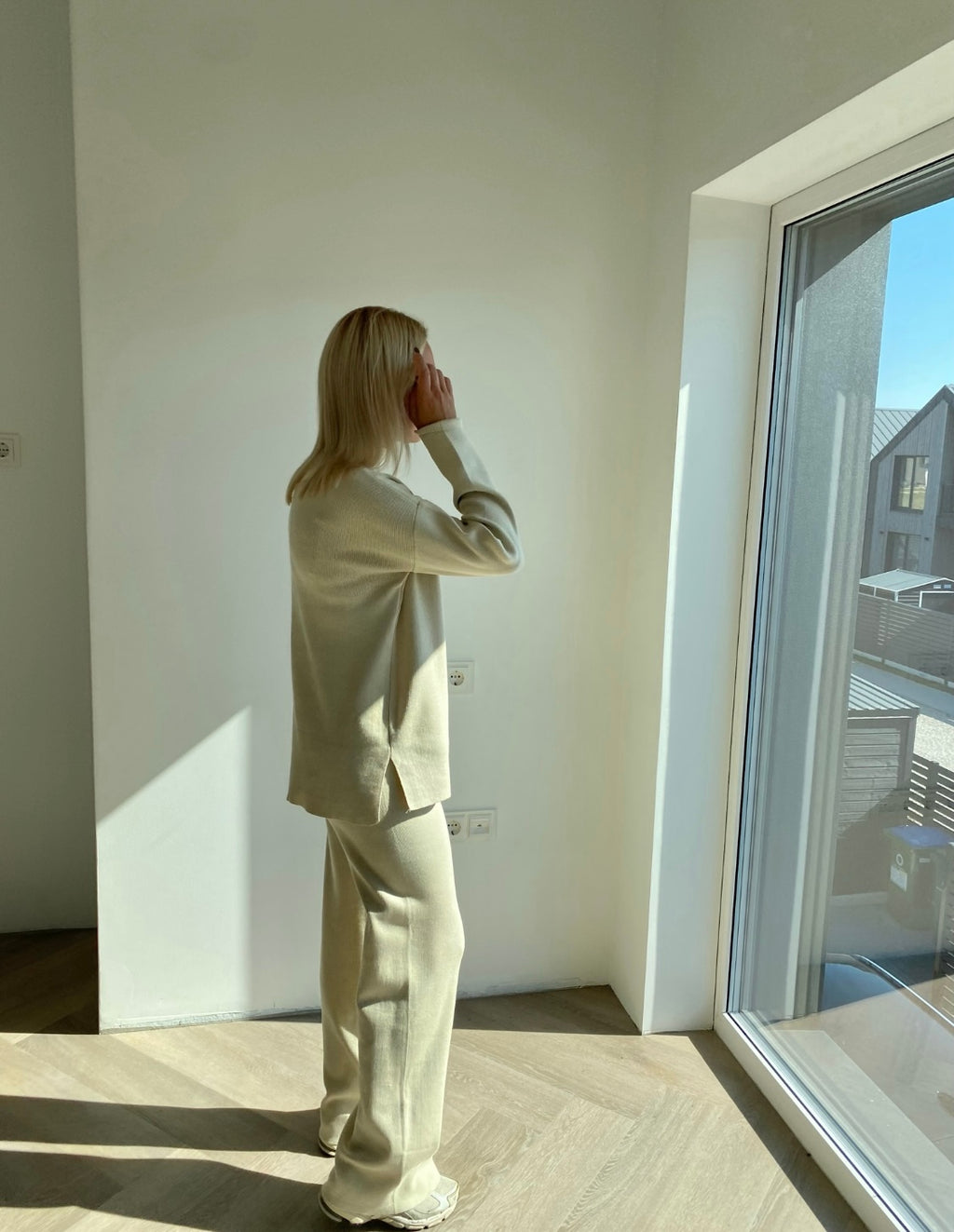 Kreminis viskozės ir medvilnės kostiumėlis “Cream Soft Blend Set”