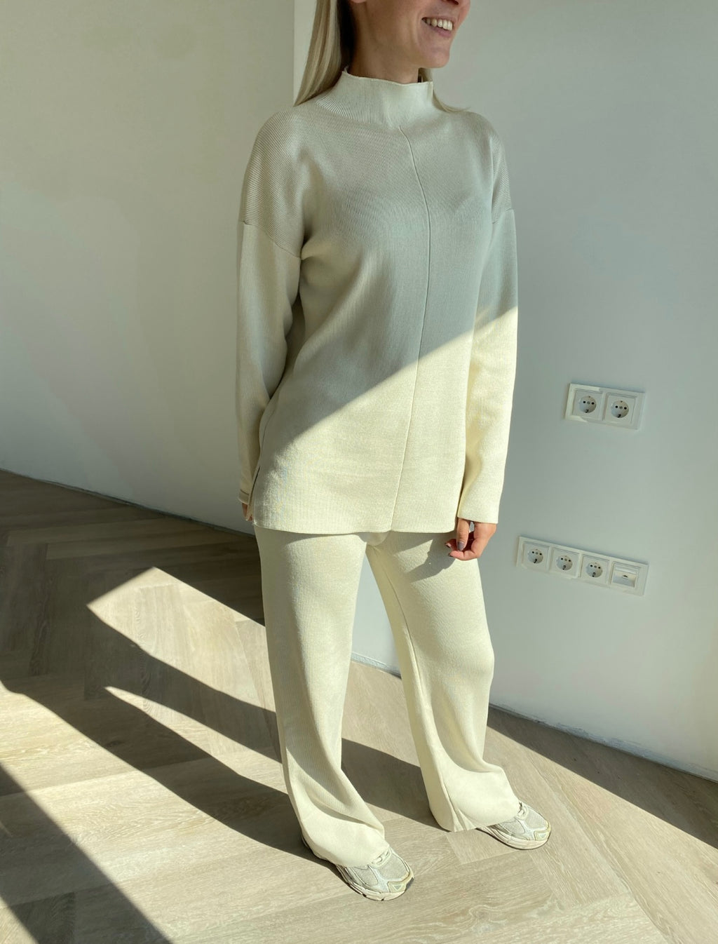 Kreminis viskozės ir medvilnės kostiumėlis “Cream Soft Blend Set”