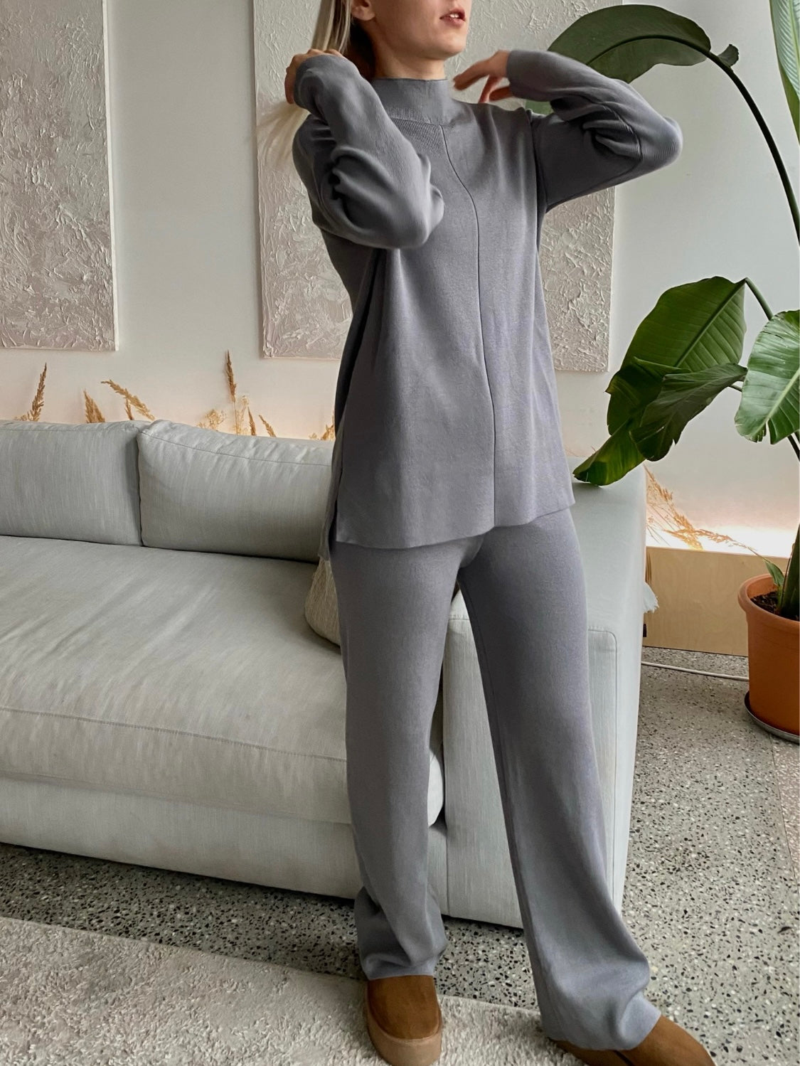 Pilkas viskozės ir medvilnės kostiumėlis “Grey Soft Blend Set”