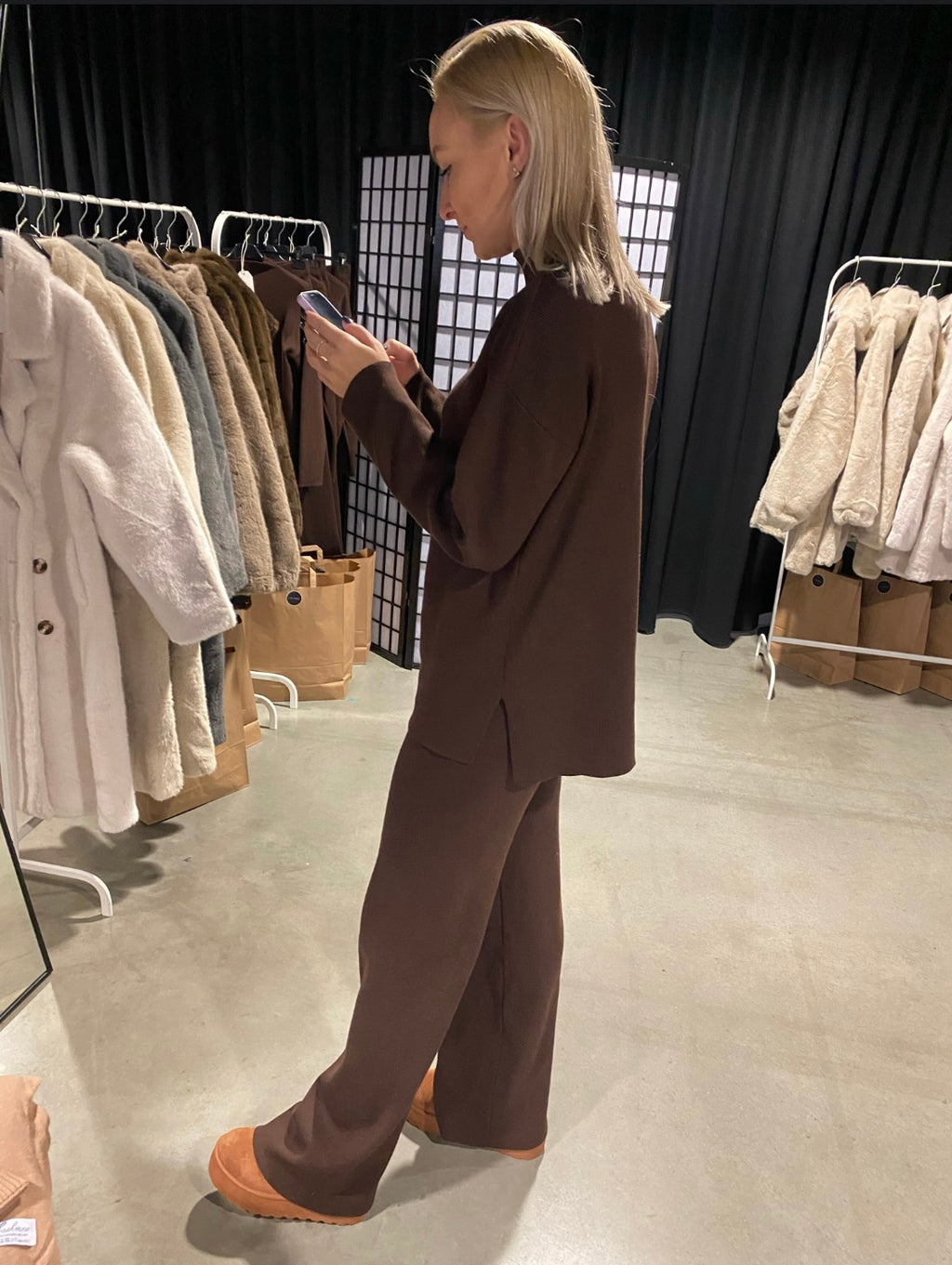 Šokoladinis viskozės ir medvilnės kostiumėlis – Chocolate Soft Blend Set