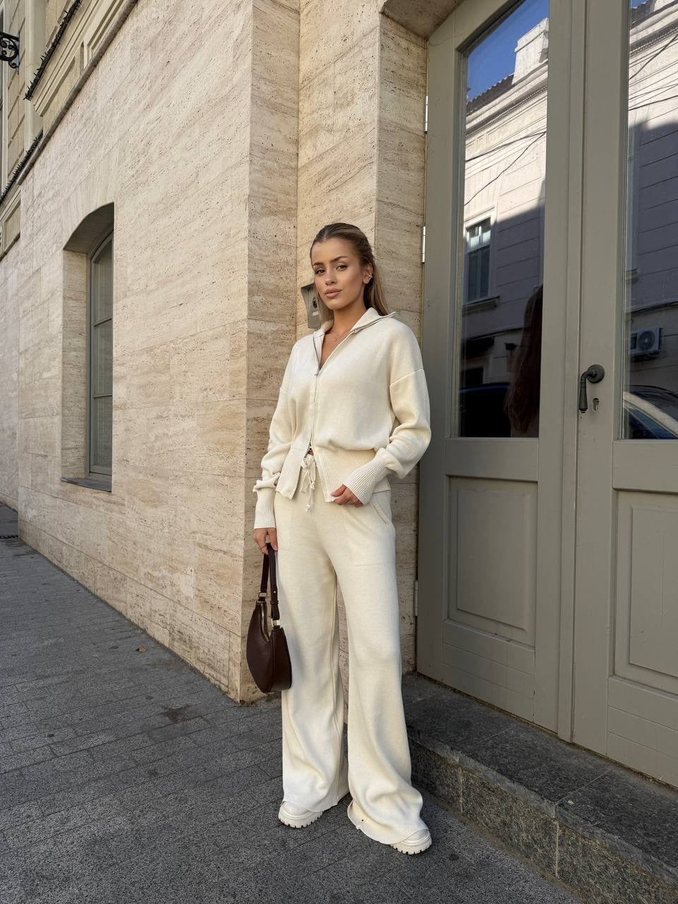 Megztas laisvalaikio kostiumėlis su užtrauktuku kreminis „Cream Knit Zip Lounge Set“