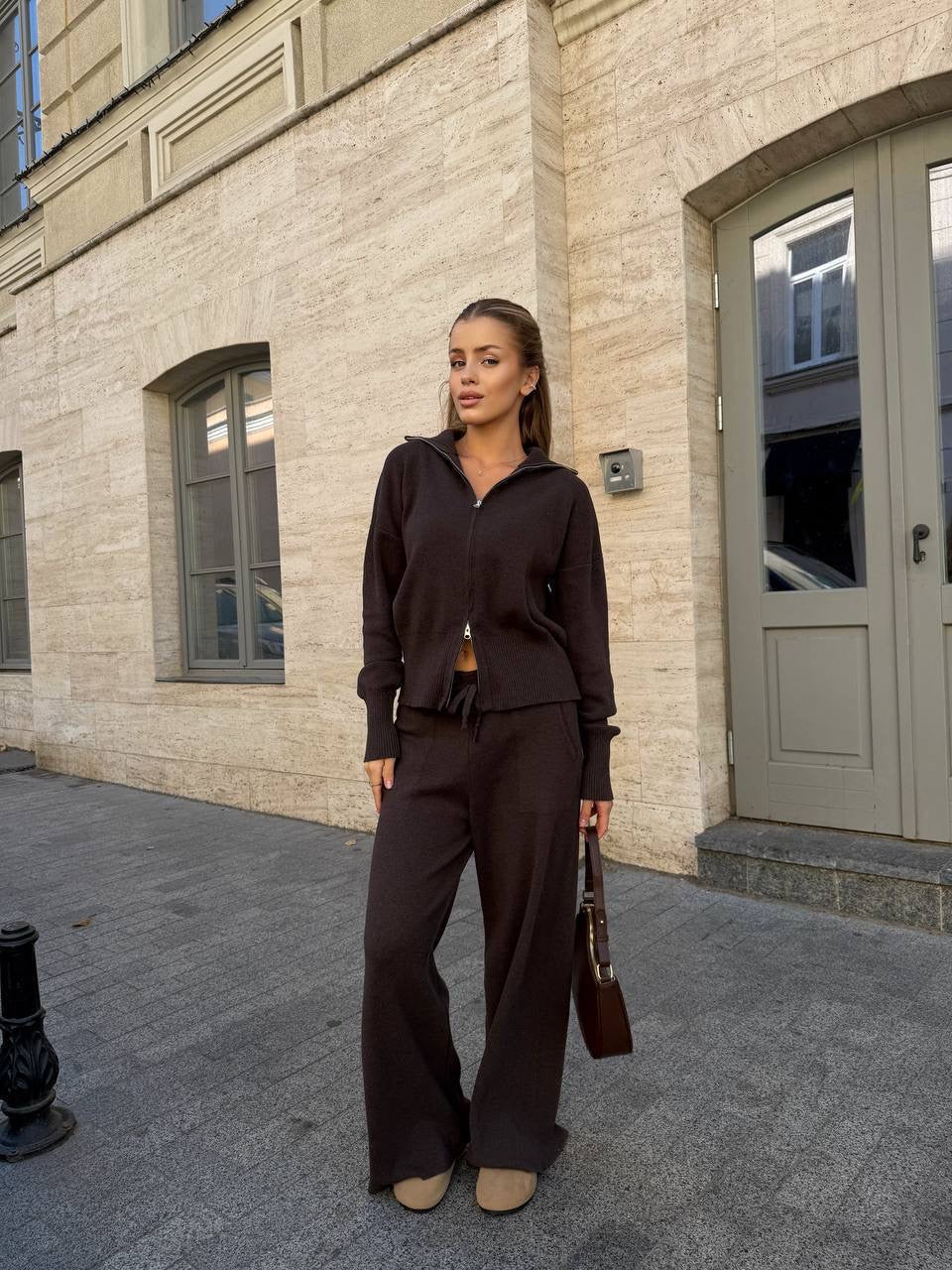 Megztas laisvalaikio kostiumėlis su užtrauktuku šokoladinis „Chocolate Knit Zip Lounge Set“