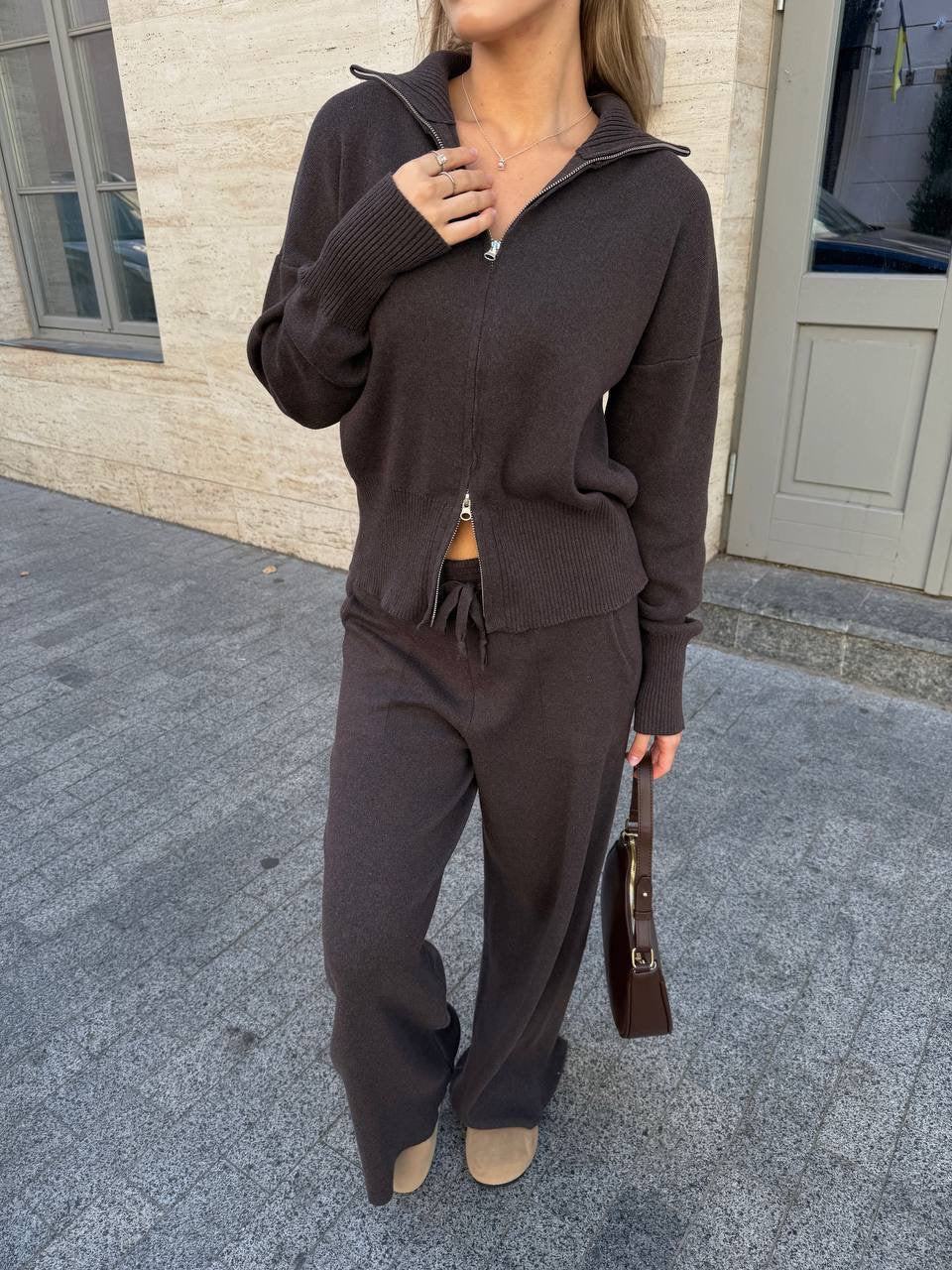 Megztas laisvalaikio kostiumėlis su užtrauktuku šokoladinis „Chocolate Knit Zip Lounge Set“