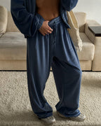 Elektrinės spalvos veliūrinis laisvalaikio komplektas „Deep Blue Velvet Comfort Set“