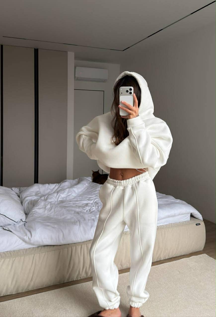 Baltas pašiltintas laisvalaikio komplektas su gobtuvu „White Oversize Hoodie Lounge Set“