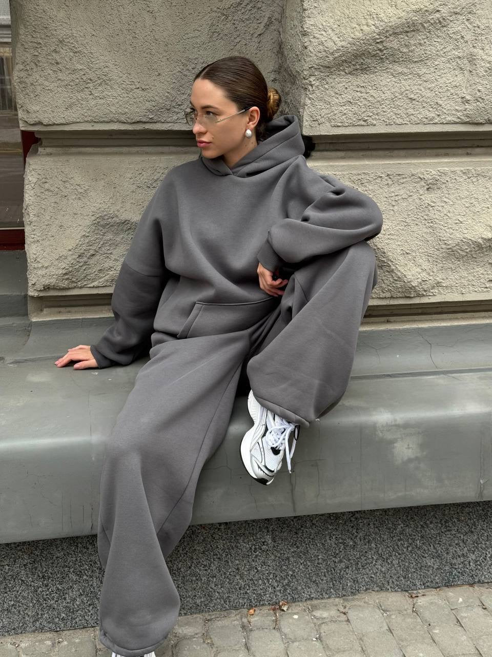 Grafito pilkas oversized kostiumas su gobtuvu “Graphite Hoodie Oversize Set”