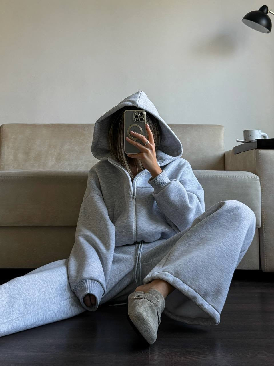 Pilkas pašiltintas laisvalaikio komplektas su gobtuvu „Grey Zip Hoodie Lounge Set“
