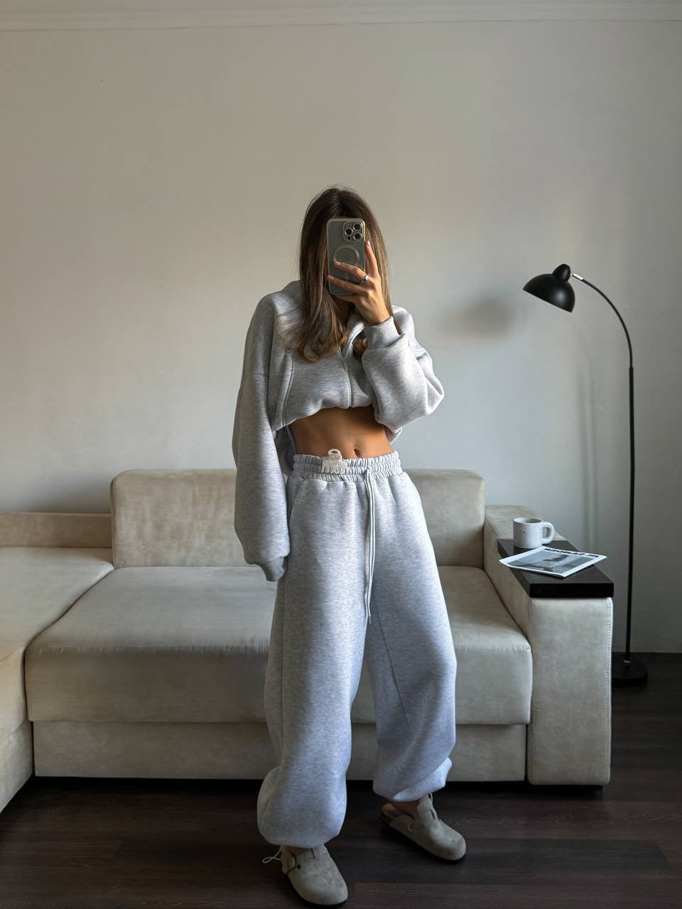 Pilkas pašiltintas laisvalaikio komplektas su gobtuvu „Grey Zip Hoodie Lounge Set“