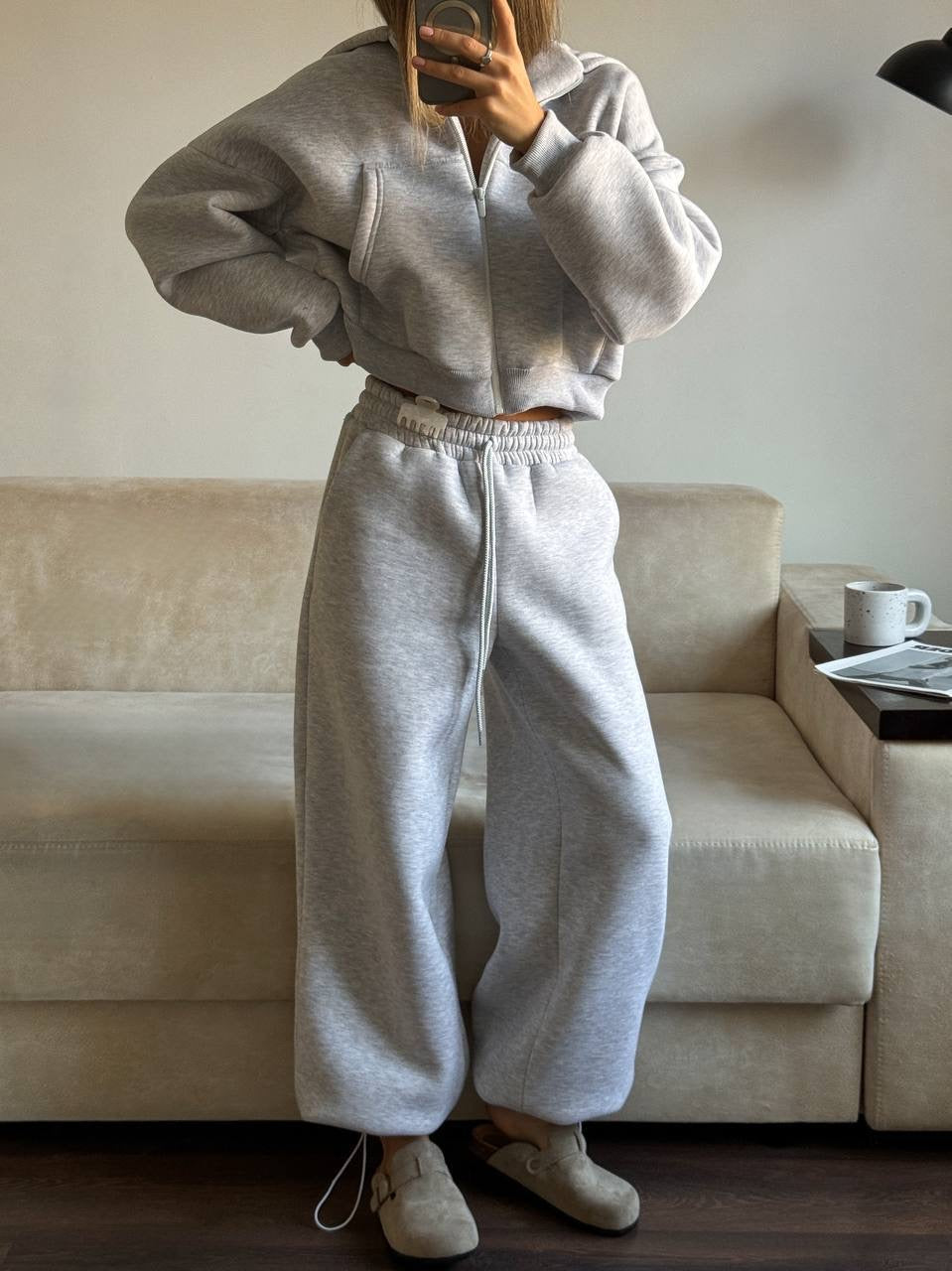 Pilkas pašiltintas laisvalaikio komplektas su gobtuvu „Grey Zip Hoodie Lounge Set“