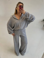 Šiltas megztas laisvalaikio komplektas su vilna “Wool Cozy Grey Set”