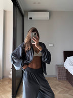 Veliūrinis dviejų dalių laisvalaikio komplektas - pilkas „Grey Velvet Lounge Set“