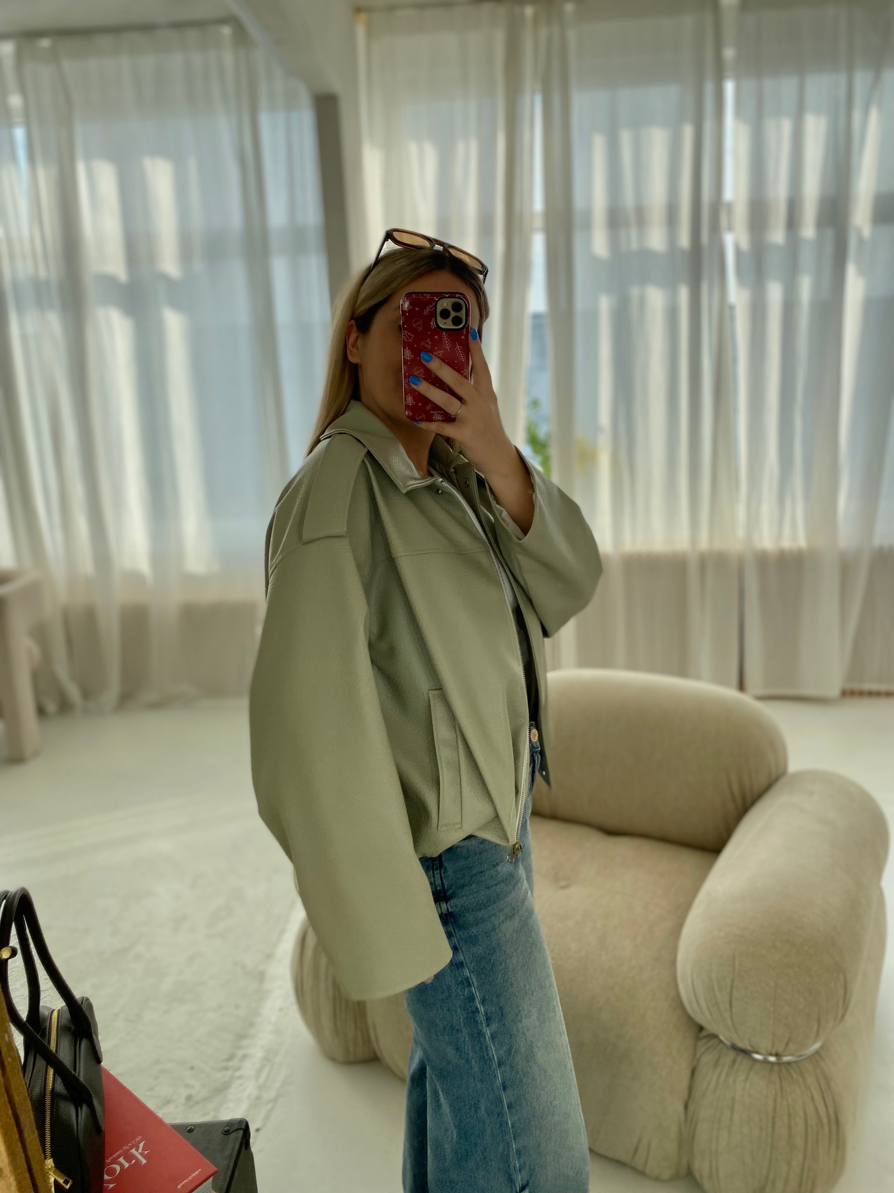 Pistacijų premium dirbtinės odos bomber tipo striukė „Noelle Luxe Bomber“