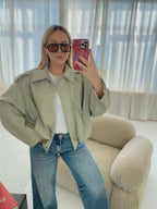 Pistacijų premium dirbtinės odos bomber tipo striukė „Noelle Luxe Bomber“