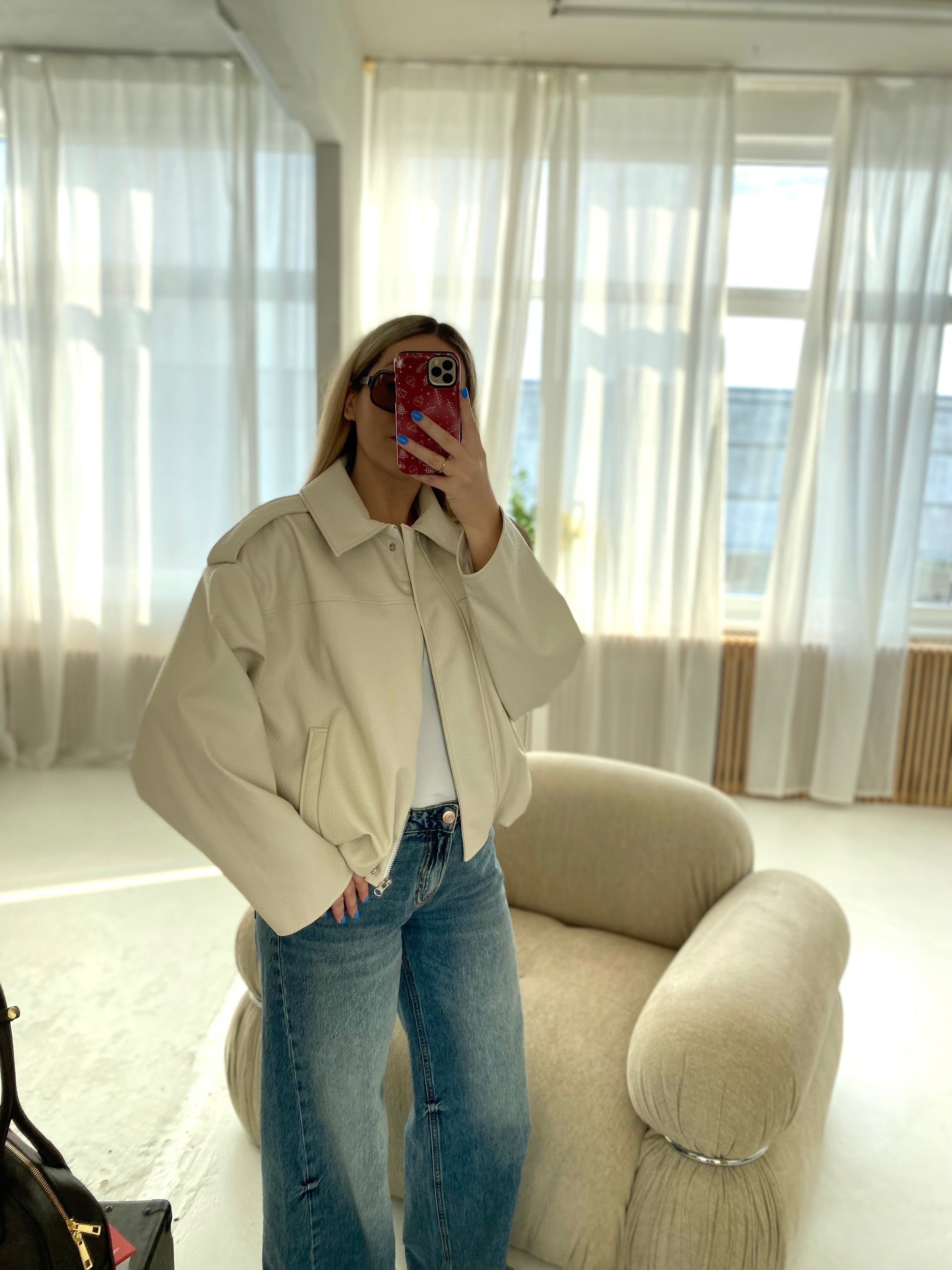 Kreminė premium dirbtinės odos bomber tipo striukė „Noelle Luxe Bomber“