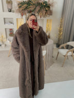 Premium ilgi dirbtiniai kailiniai “Tall Luxury Long Faux Fur Coat”