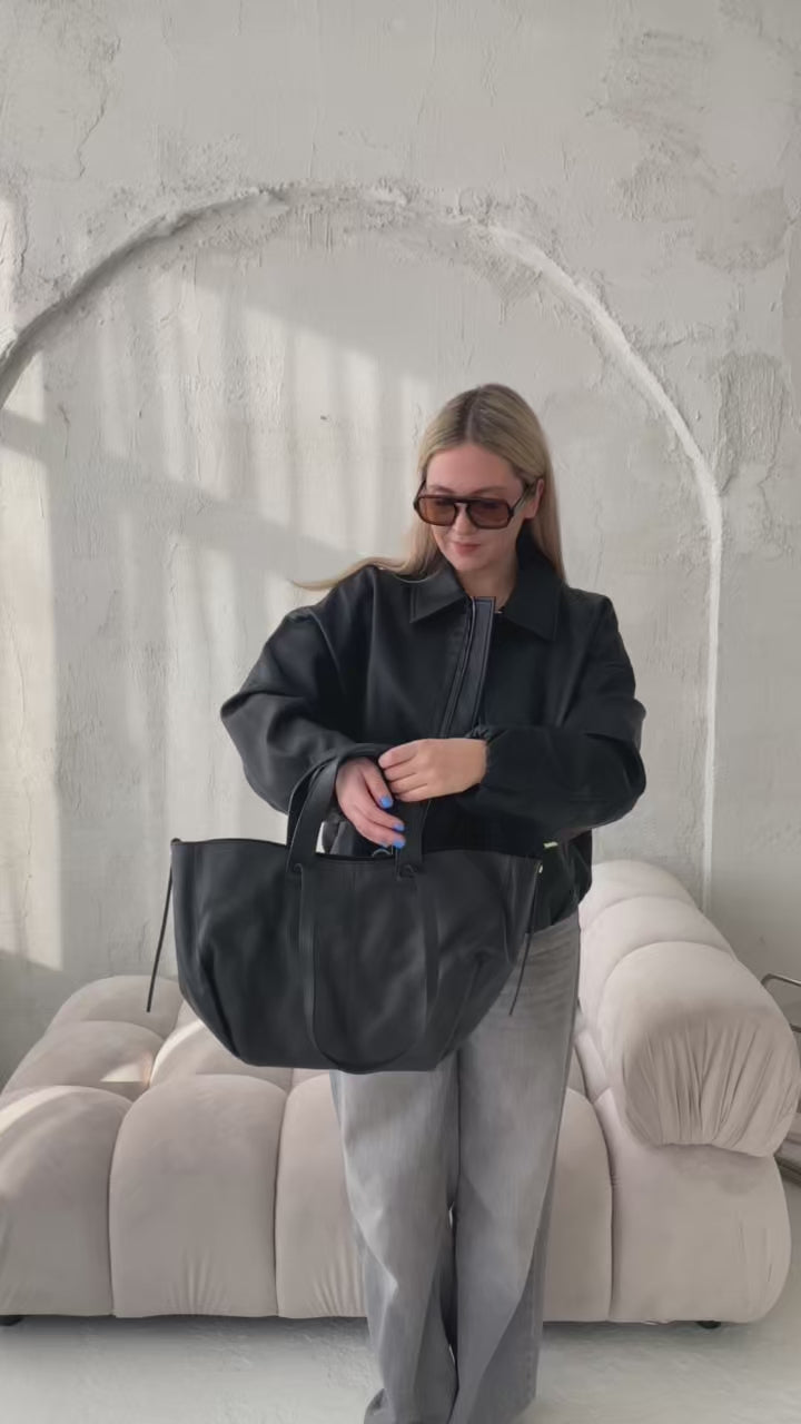 Natūralios odos rankinė „Luna Black“