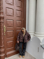 Šokoladinė pūkinė stilinga striukė “Chocolate Puffer Oversize”