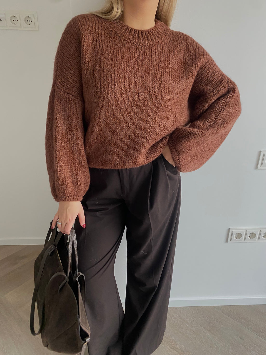 Rudas moheros megztinis “Brown Mohair Knit”