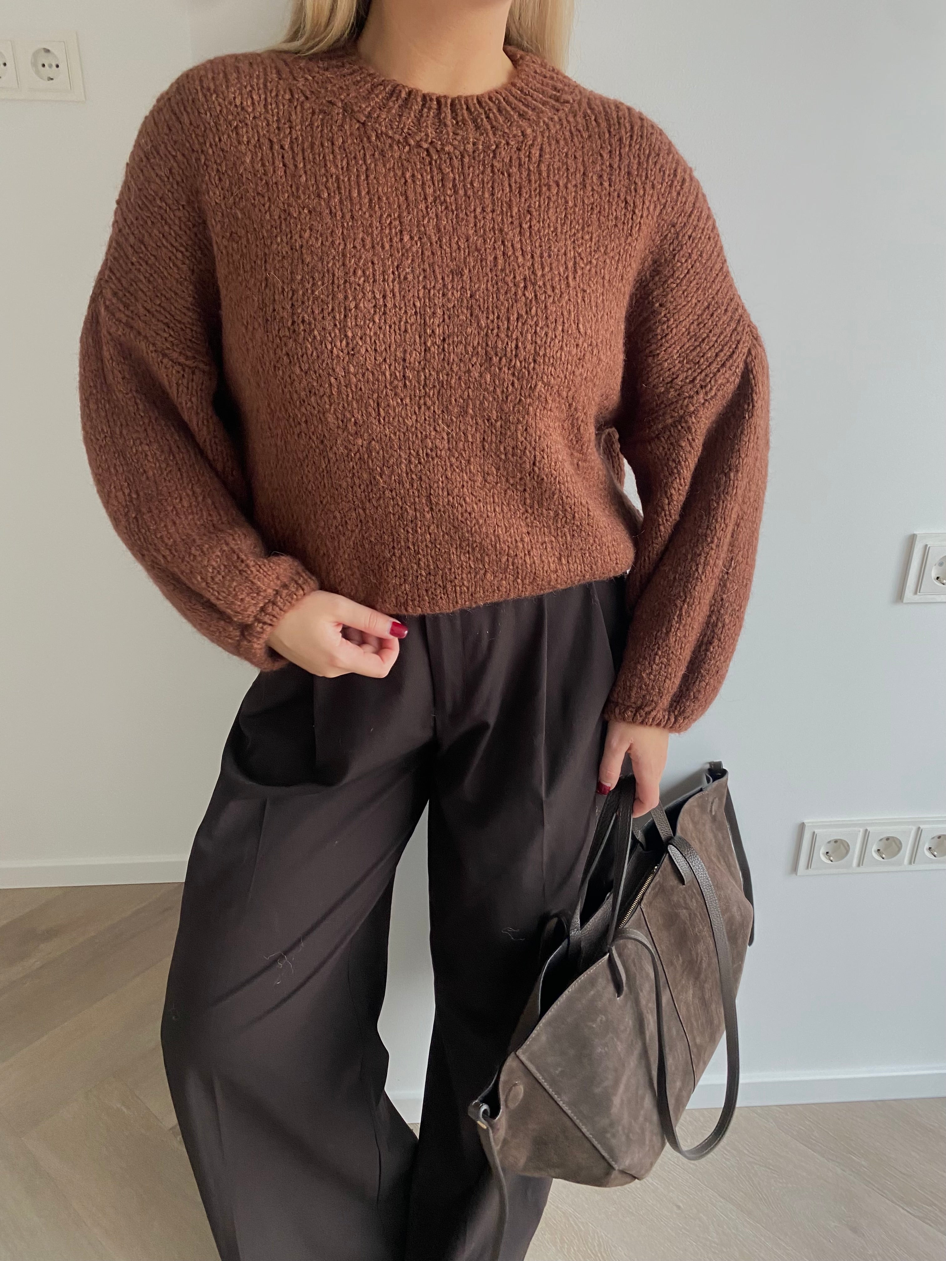 Rudas moheros megztinis “Brown Mohair Knit”