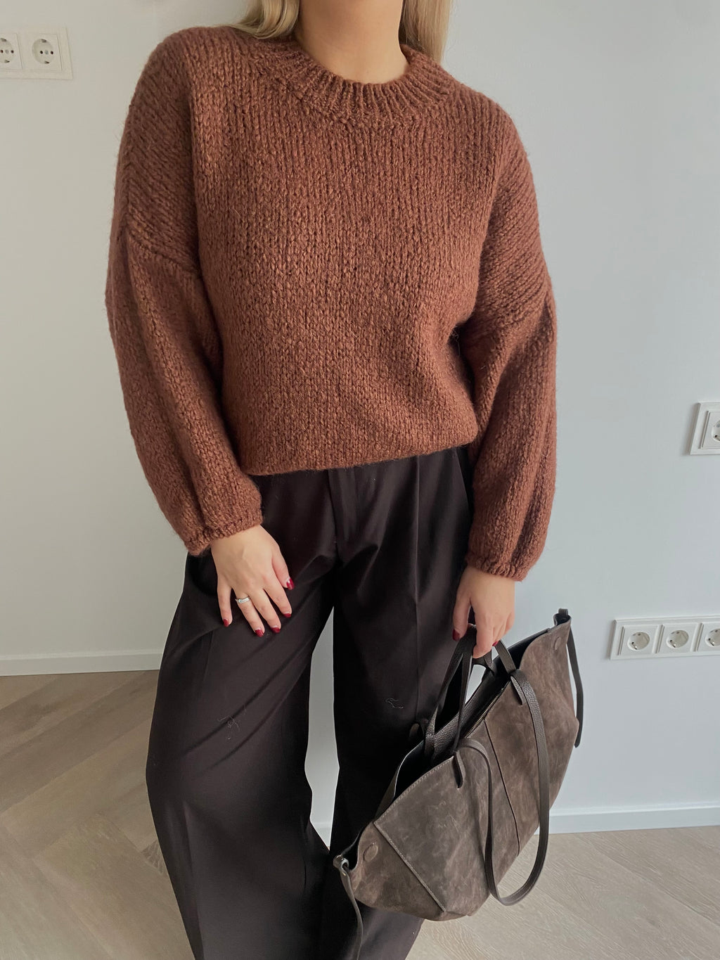 Rudas moheros megztinis “Brown Mohair Knit”