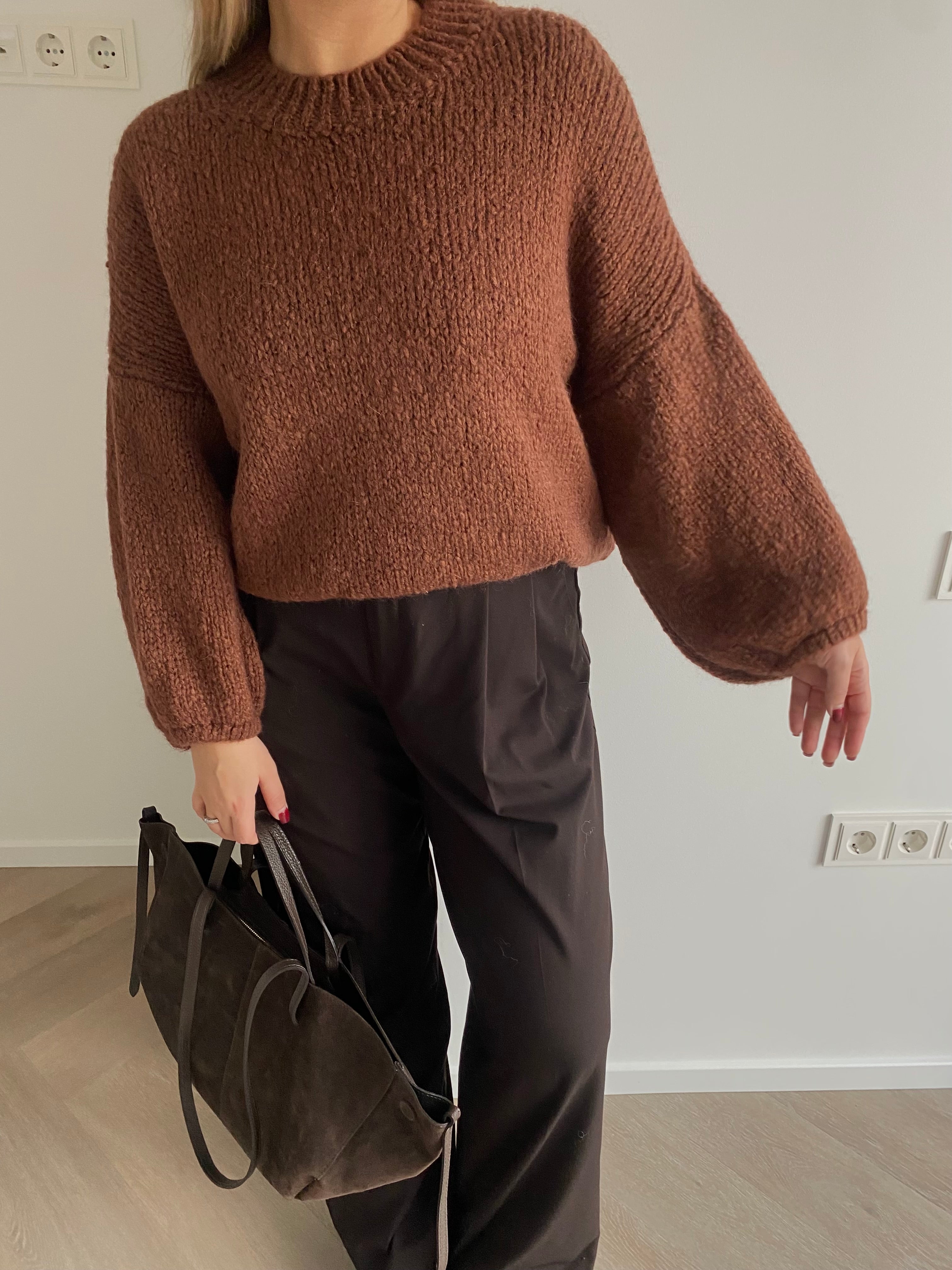 Rudas moheros megztinis “Brown Mohair Knit”