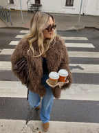 Dirbtiniai lamos kailiniai “Brown Classic”