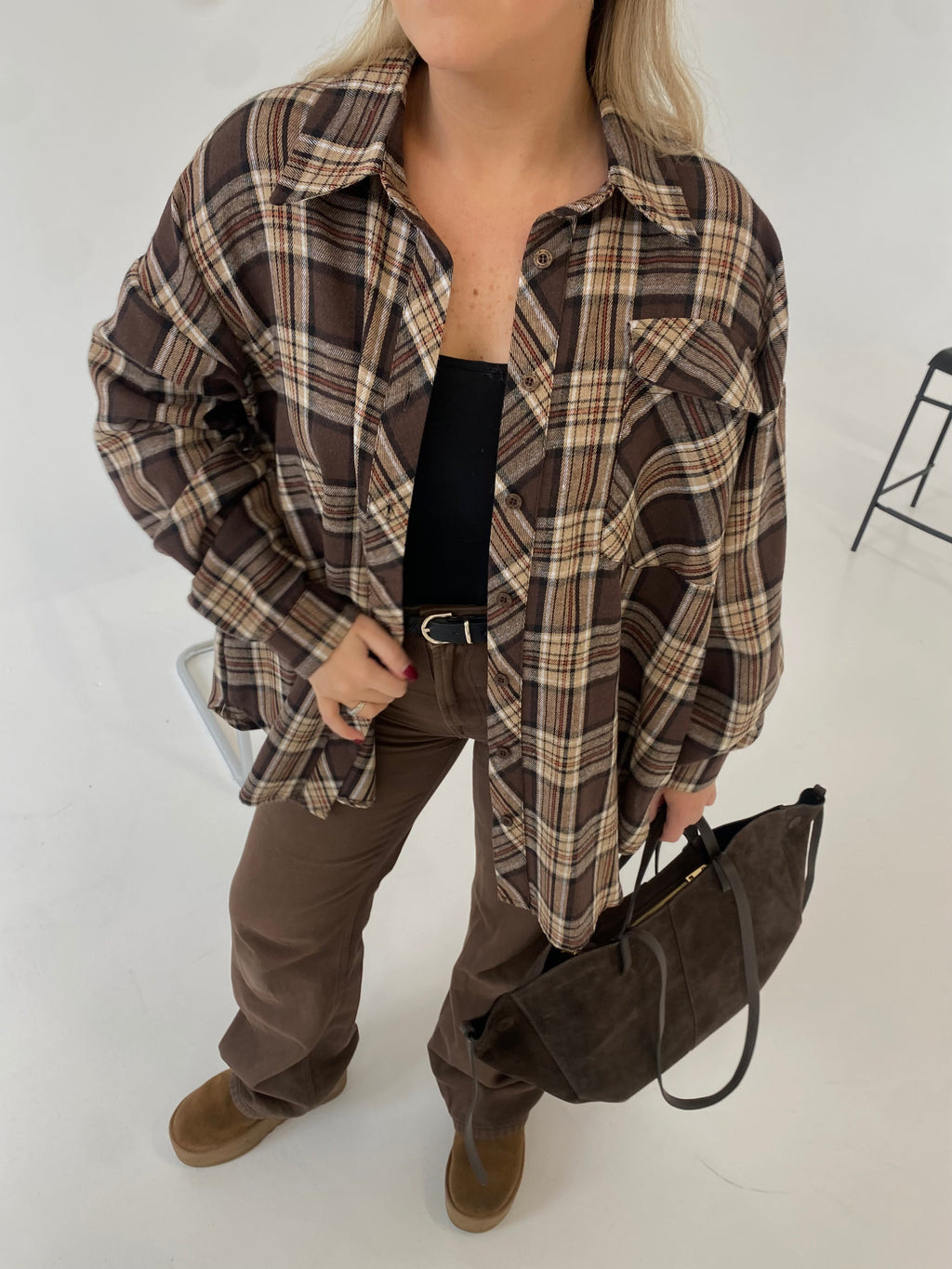 Rudi stilingi languoti oversize marškiniai “Brown Check Oversize”