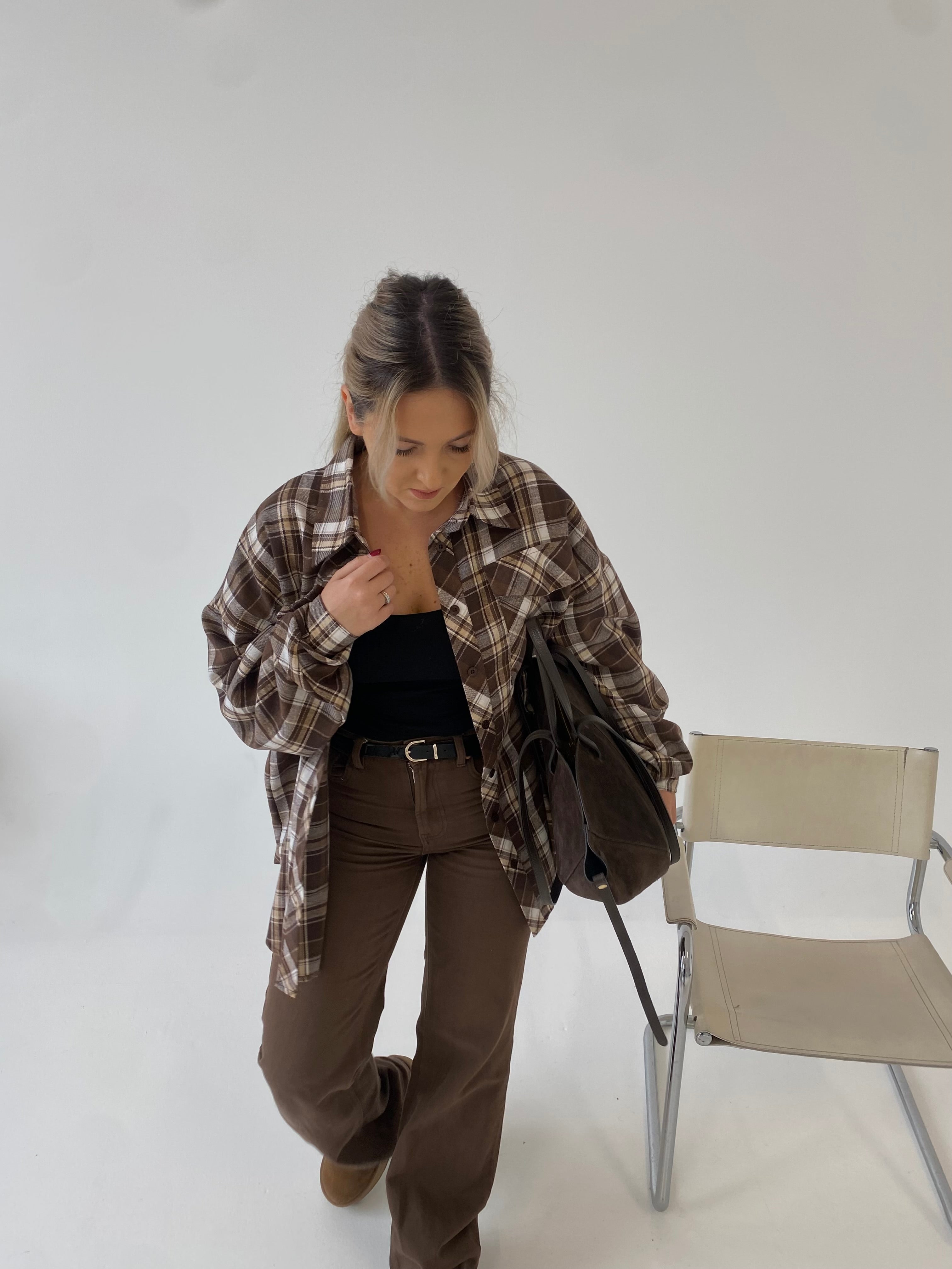 Šviesiai rudi languoti oversize marškiniai “Light Brown Check Oversize”