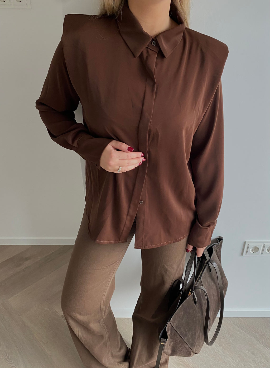 Šokoladiniai marškiniai su petukais “Power Shirt Chocolate”