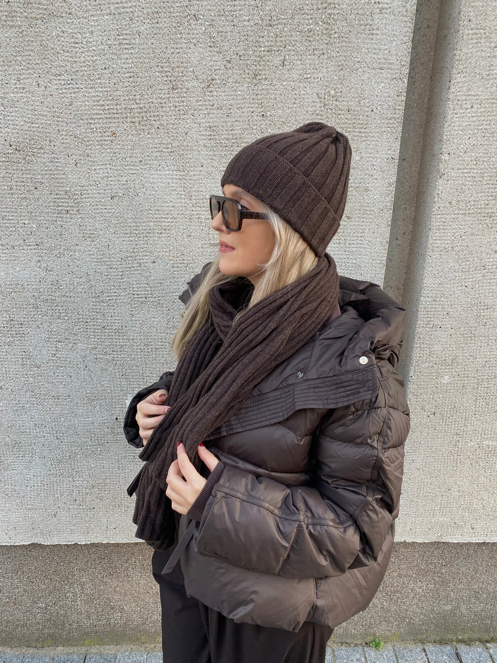 Šokoladinis šaliko ir kepurės komplektas su kašmyru “Chocolate Pure Cashmere Set”