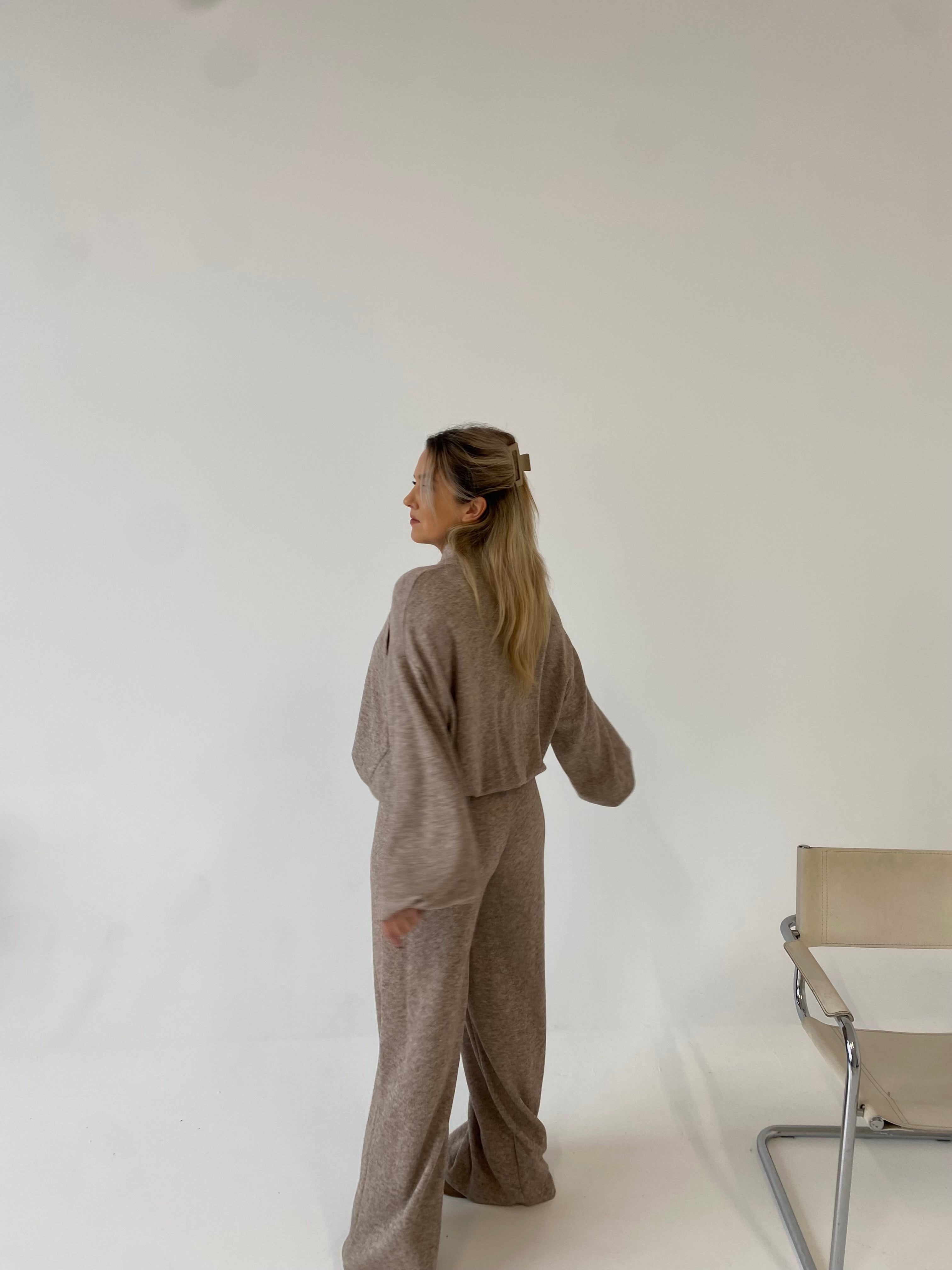 Stilingas megztas komplektas su vilna “Wool Chic Beige Set”