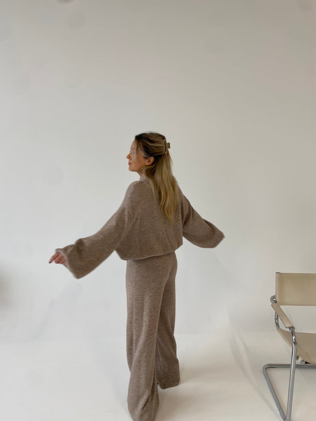 Stilingas megztas komplektas su vilna “Wool Chic Beige Set”