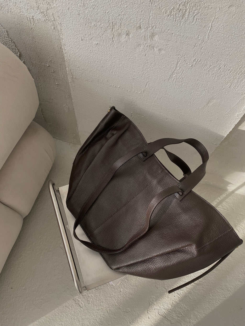 PREORDER: Natūralios odos rankinė „Luna Choco“