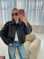 Šokoladinė premium dirbtinės odos bomber tipo striukė „Noelle Luxe Bomber“