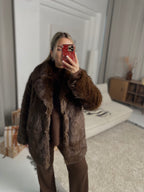 Šokoladiniai vidutinio ilgio dirbtiniai kailinukai “Chocolate Mid-Length Faux Fur Coat”