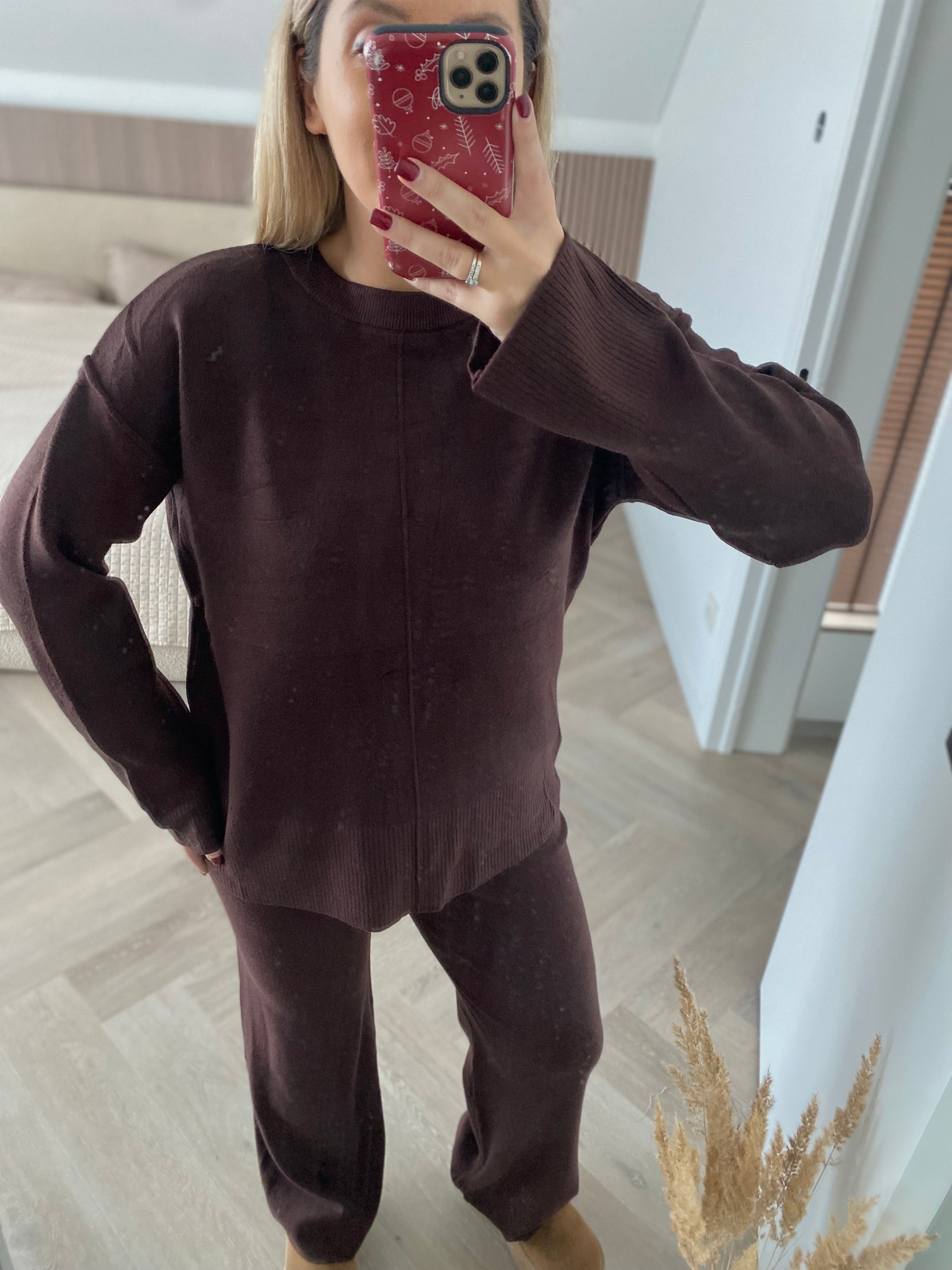 Šokoladinis kostiumėlis su vilna “Chocolate Wool Lounge Set”