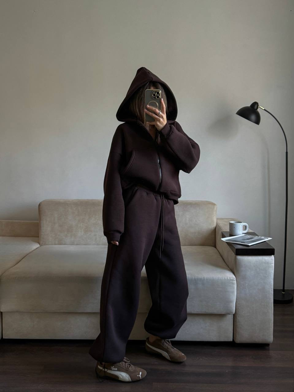 Šokoladinis pašiltintas laisvalaikio komplektas su gobtuvu „Chocolate Zip Hoodie Lounge Set“