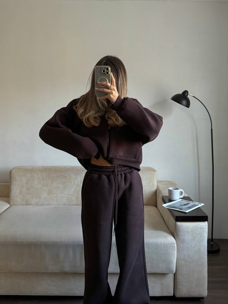 Šokoladinis pašiltintas laisvalaikio komplektas su gobtuvu „Chocolate Zip Hoodie Lounge Set“