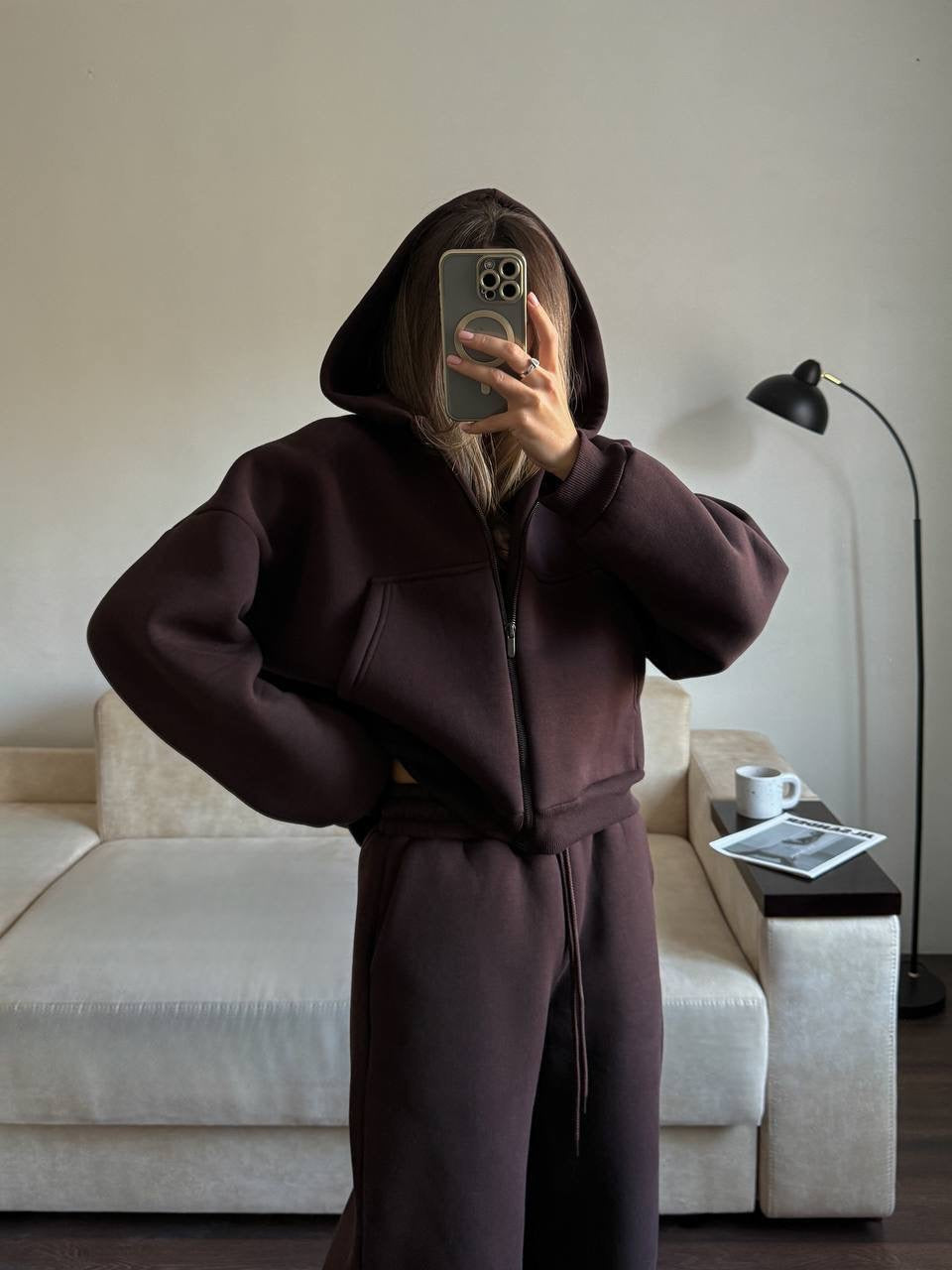 Šokoladinis pašiltintas laisvalaikio komplektas su gobtuvu „Chocolate Zip Hoodie Lounge Set“