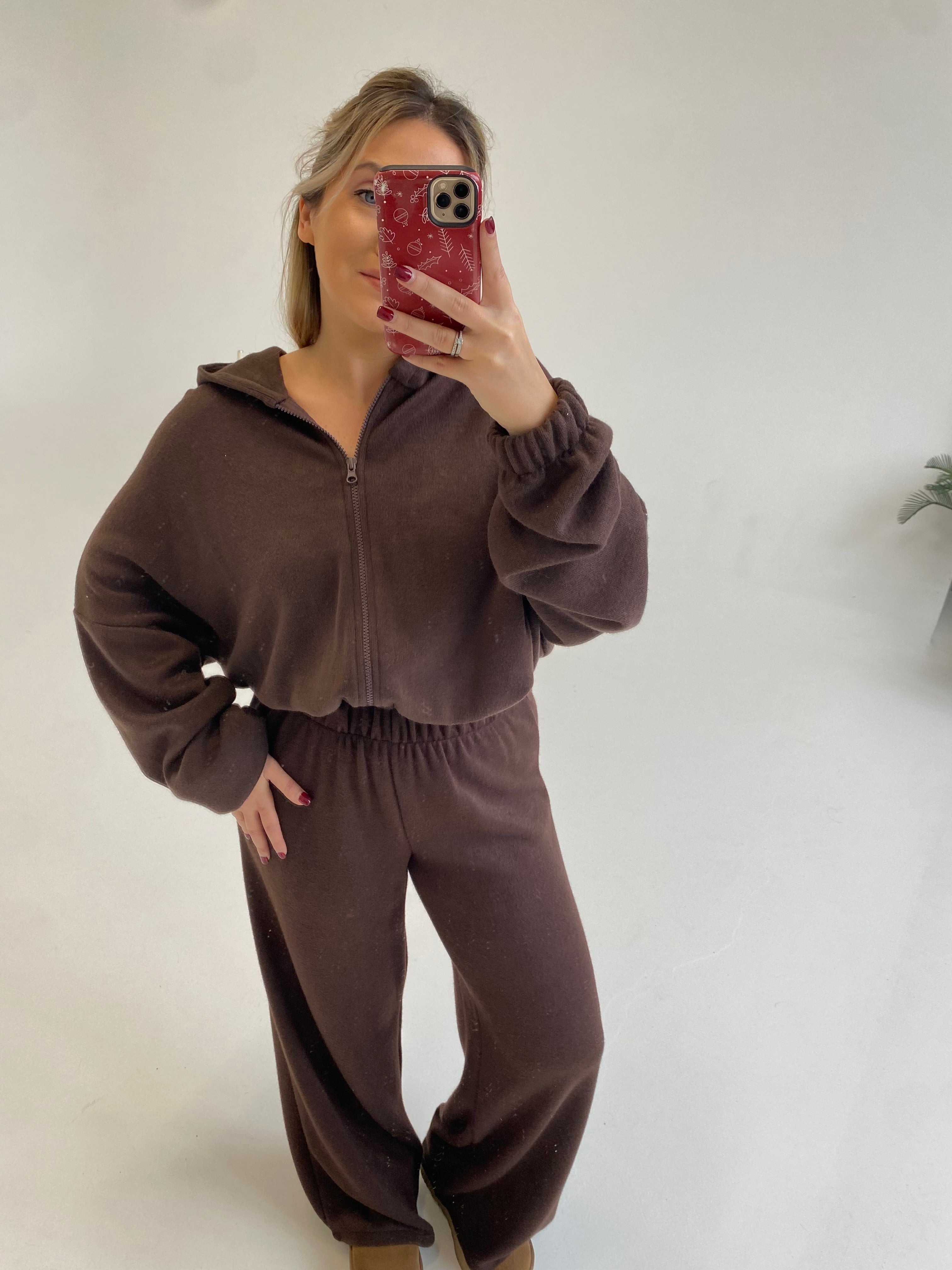 Šiltas megztas laisvalaikio komplektas su vilna “Wool Cozy Chocolate Set”